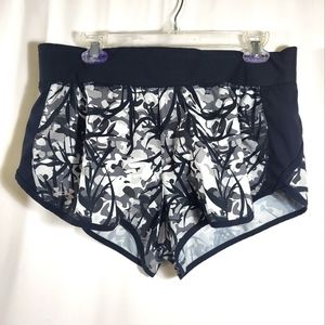 Under Armour black and gray 2 layer shorts women's L  #1592